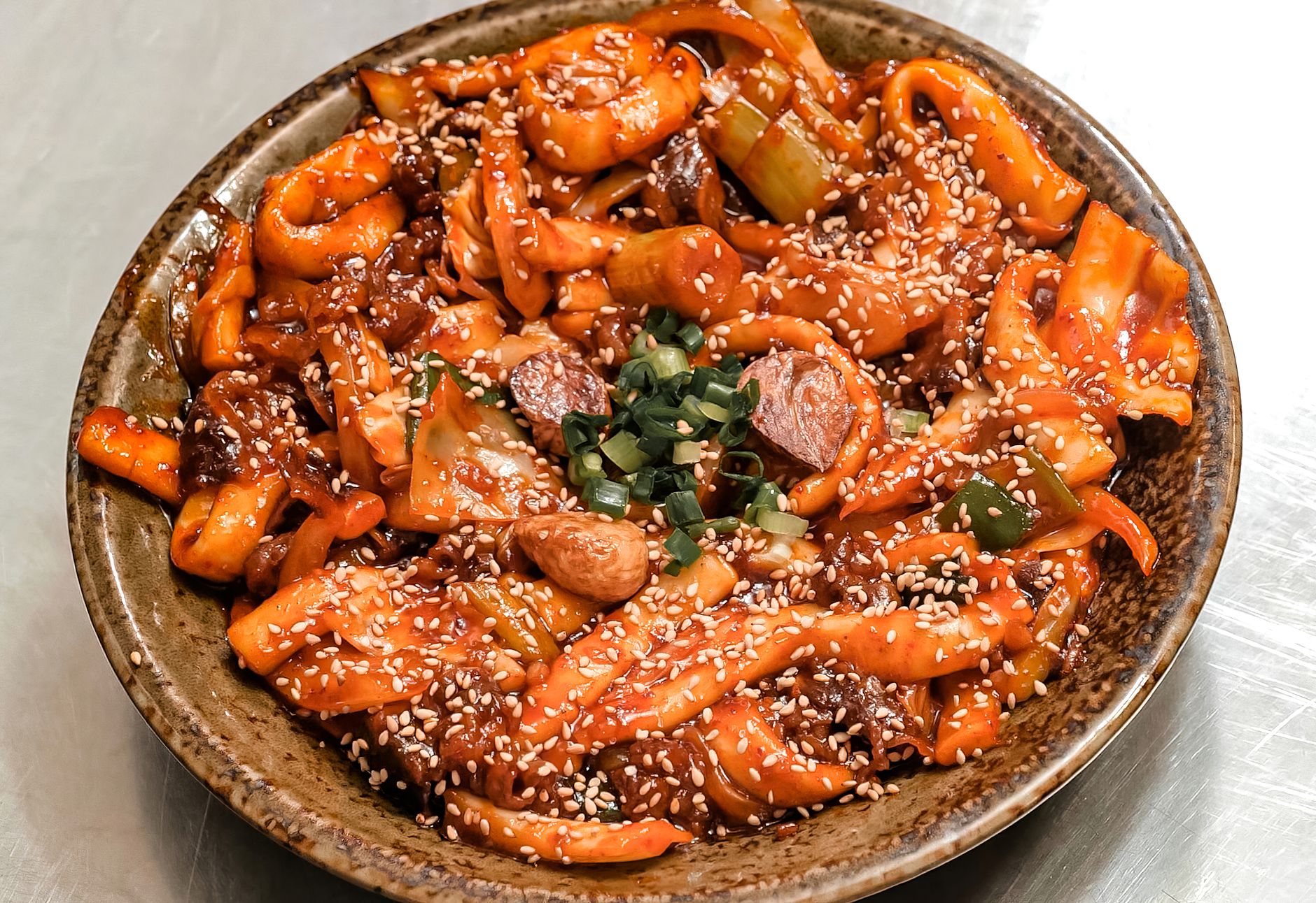 Panduan Kuliner Andong Jjimdak Andong: Restaurant Andong Chicken Terbaik Korea