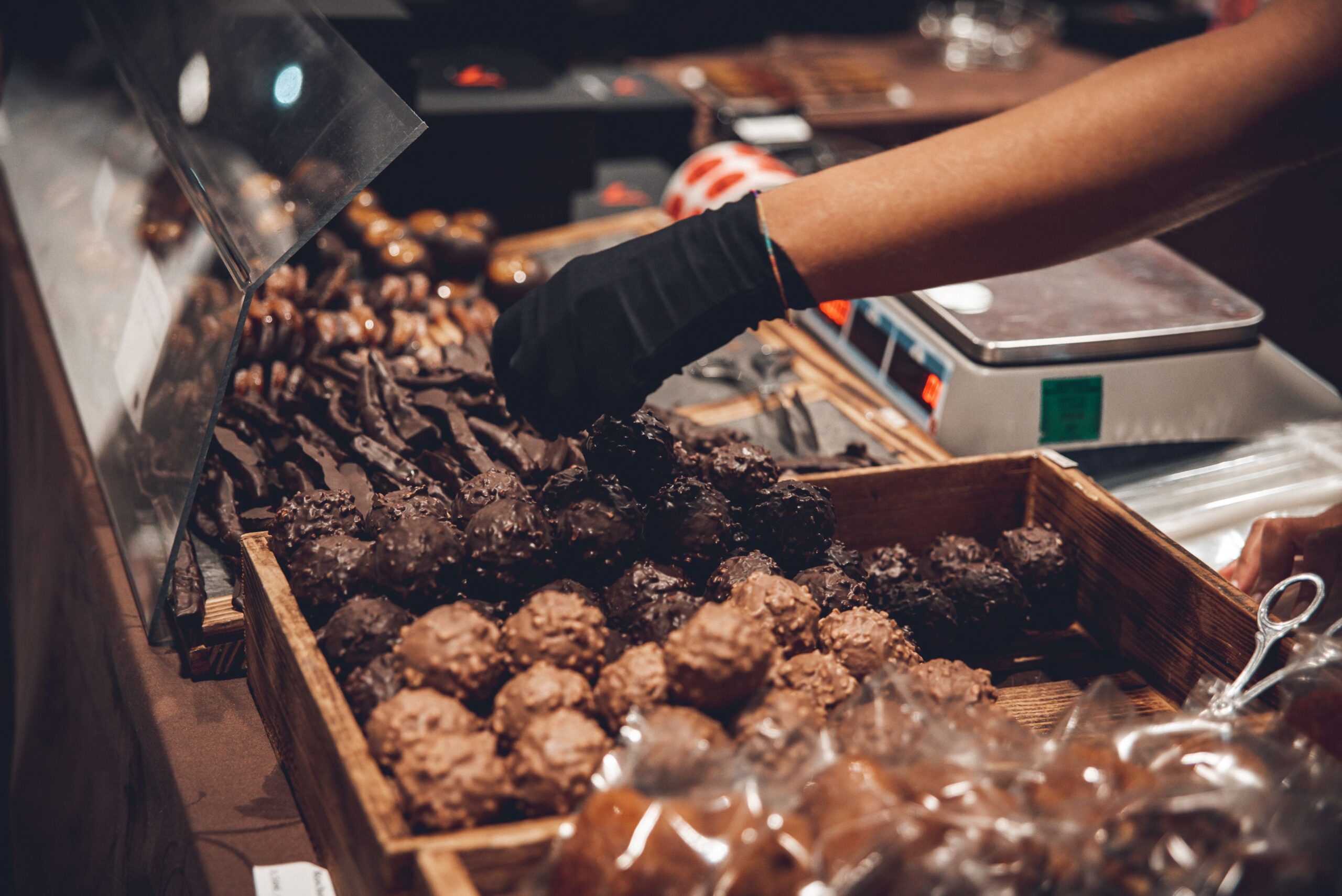 Brussels’s Top Chocolatiers & Waffle Houses 2026 – 18 Belgian Classic Spots Worth Checking Out