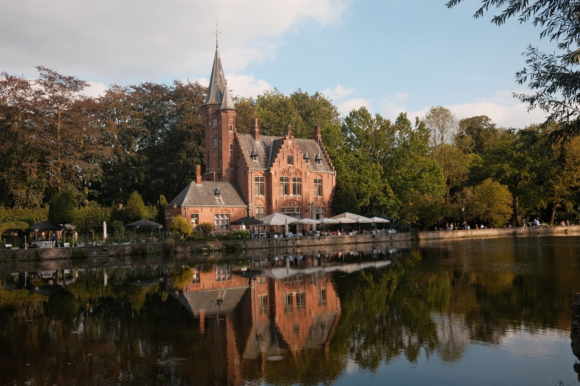 De Karmeliet Bruges: Restoran Michelin 3 Bintang Legendaris di Belgia