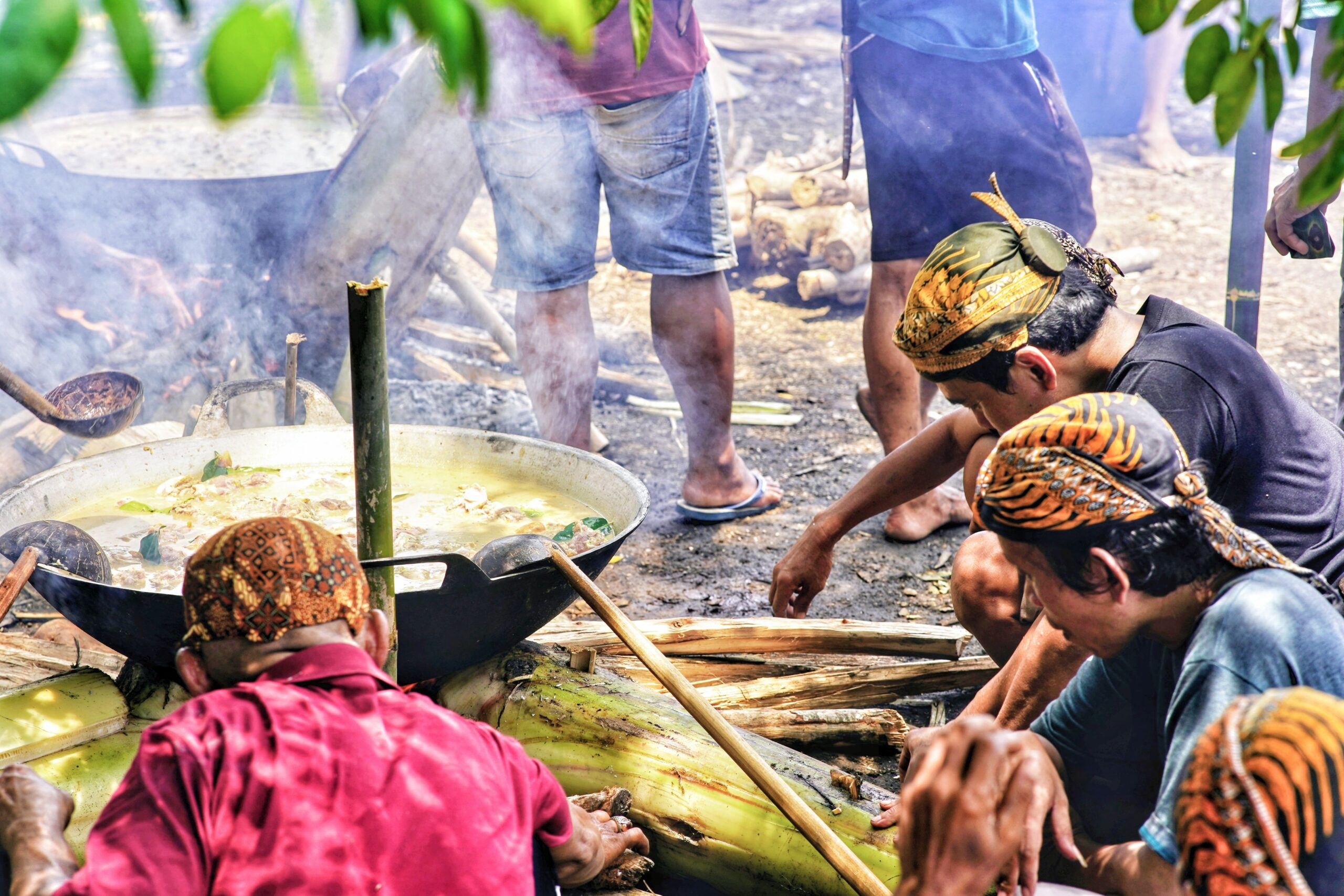 Jelajah Kuliner Jawa Timur: Street Food East Javanese Cuisine Legendaris di Surabaya