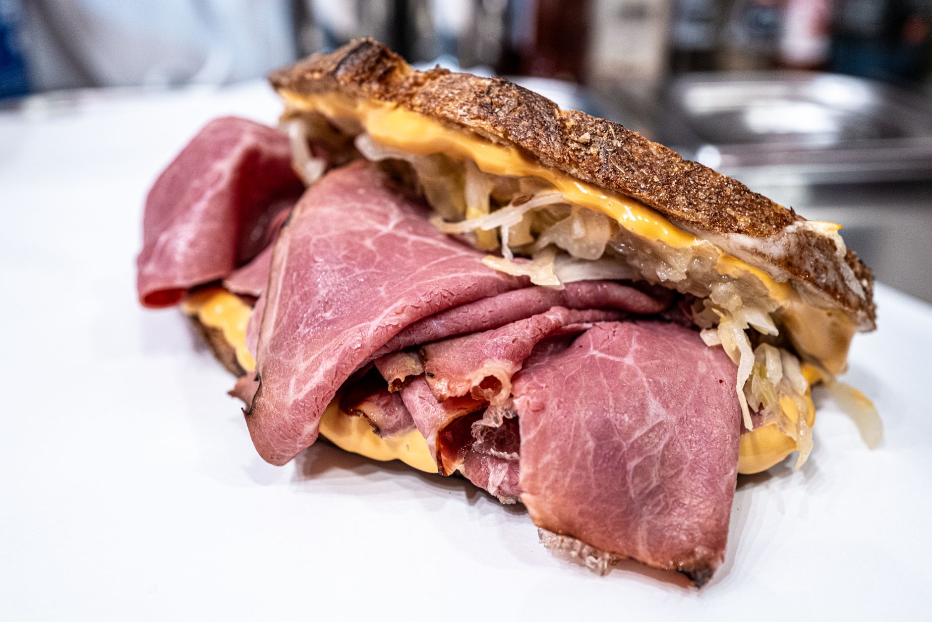 Katzs Delicatessen NYC: The Legendary Pastrami Sandwich Since 1888