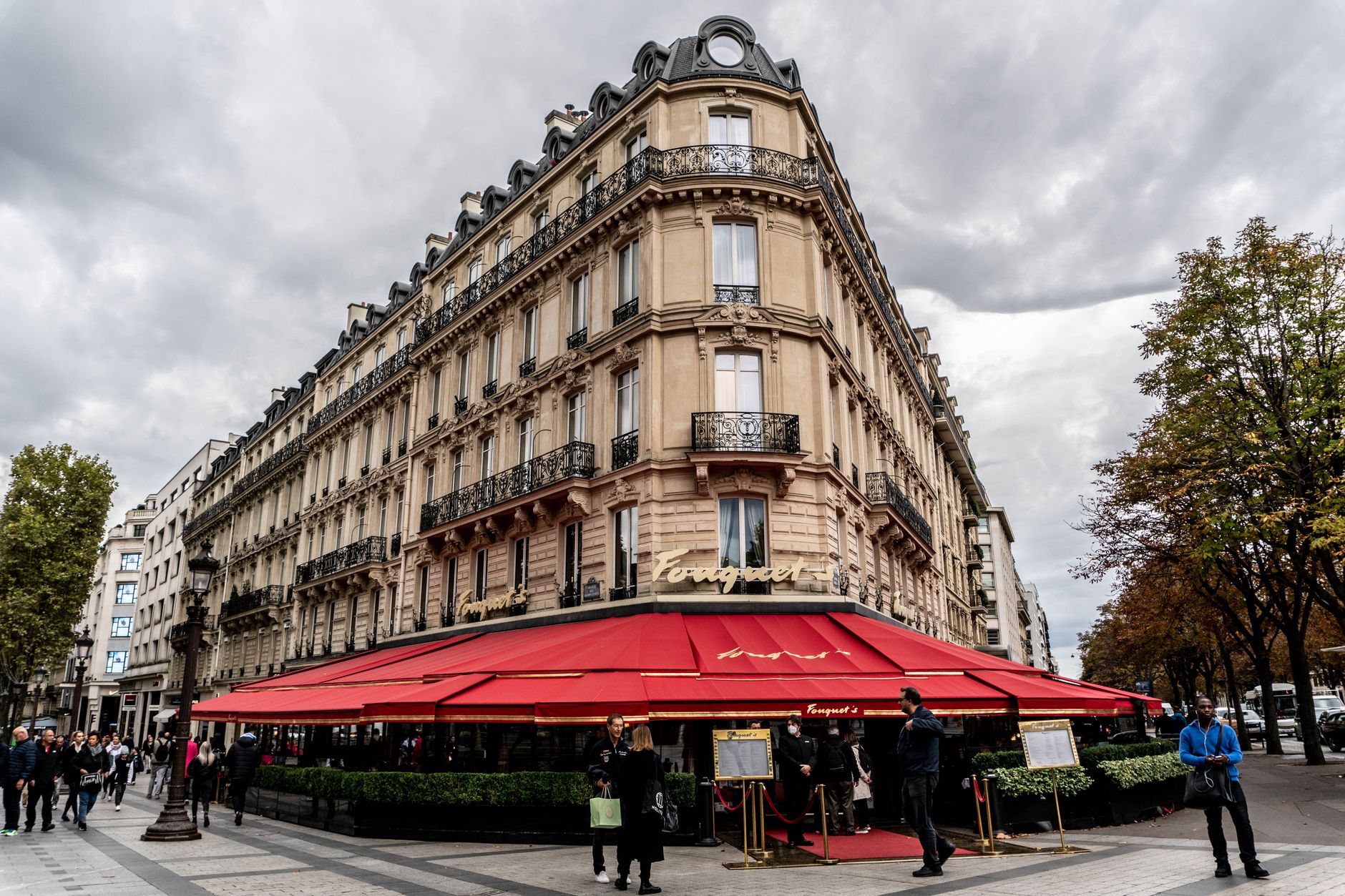 Le Cinq Paris: Restoran 3 Bintang Michelin di Four Seasons George V
