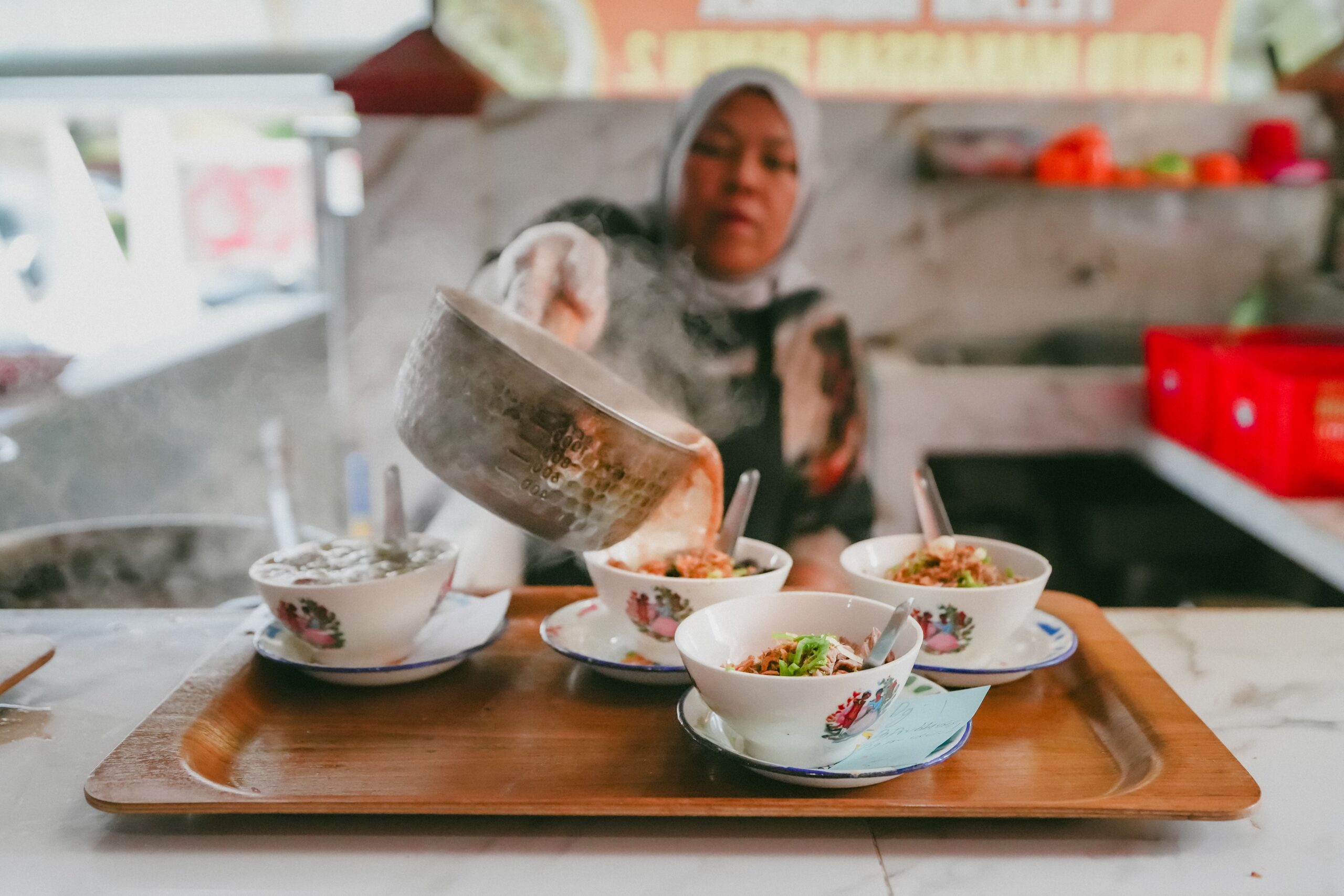 Kuliner Sulawesi Selatan Terlengkap: Street Food Makassar Cuisine Wajib Dicoba di Makassar