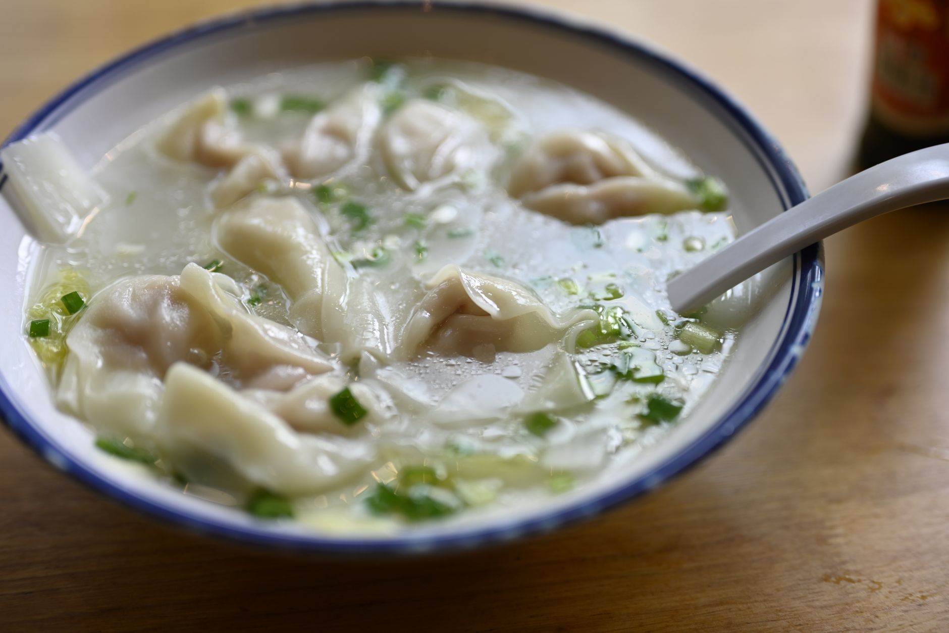 Panduan Kuliner Mak’s Noodle Hong Kong: Restaurant Cantonese Noodle Terbaik Hong Kong