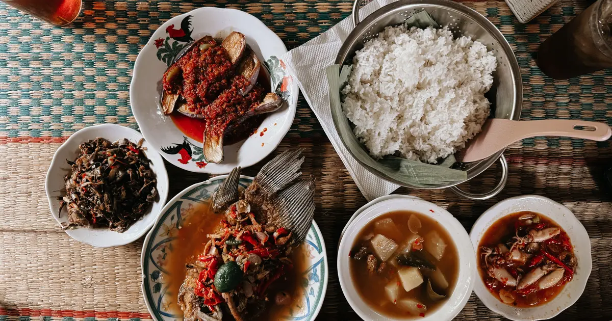Review Nasi Goreng Kecombrang di Restoran Kembang Waru, Jakarta: Wajib Coba! Kuliner Nusantara yang Bikin Nagih