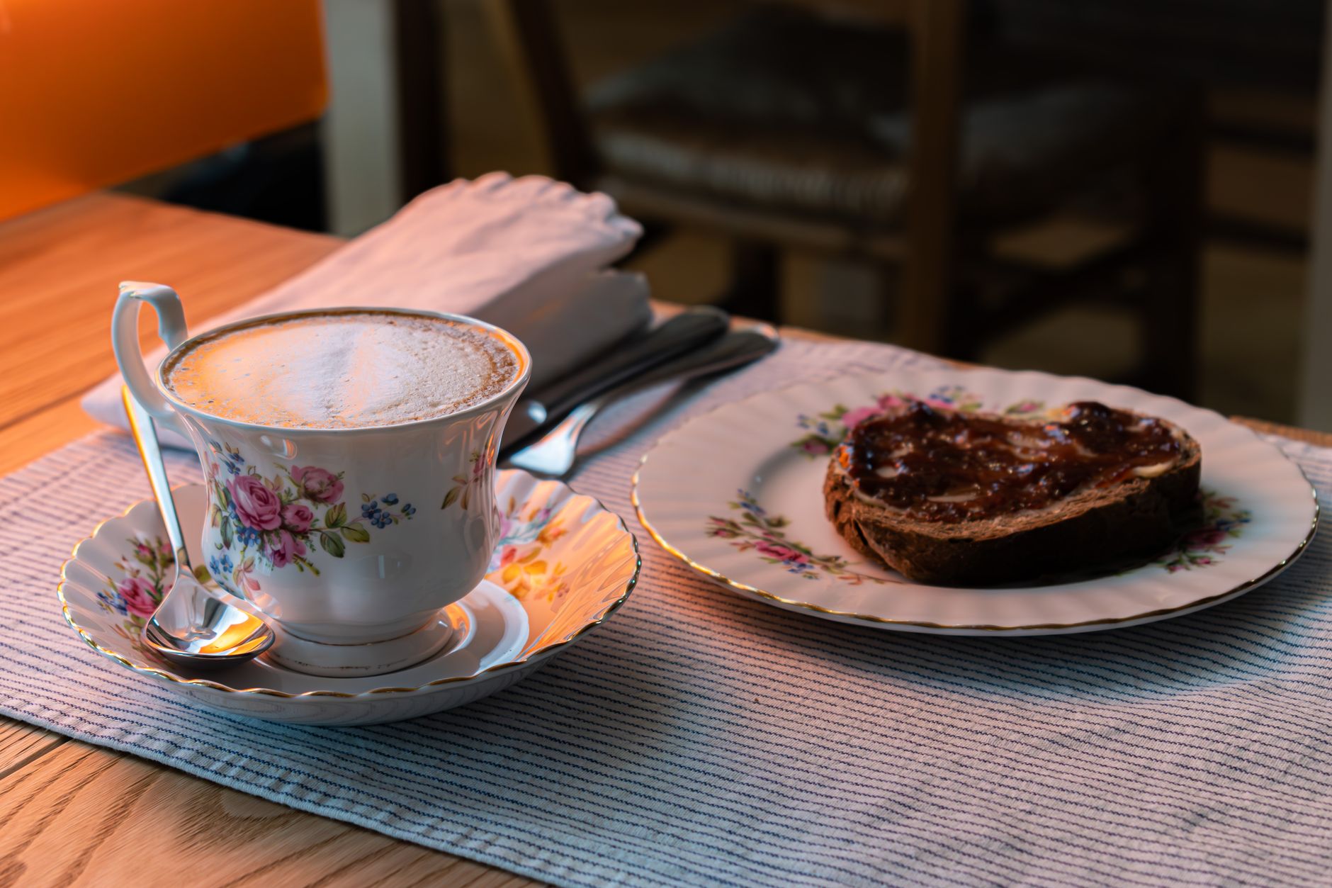 Sally Lunns Bath: Tearoom Tertua Inggris dengan Bath Bun Legendaris