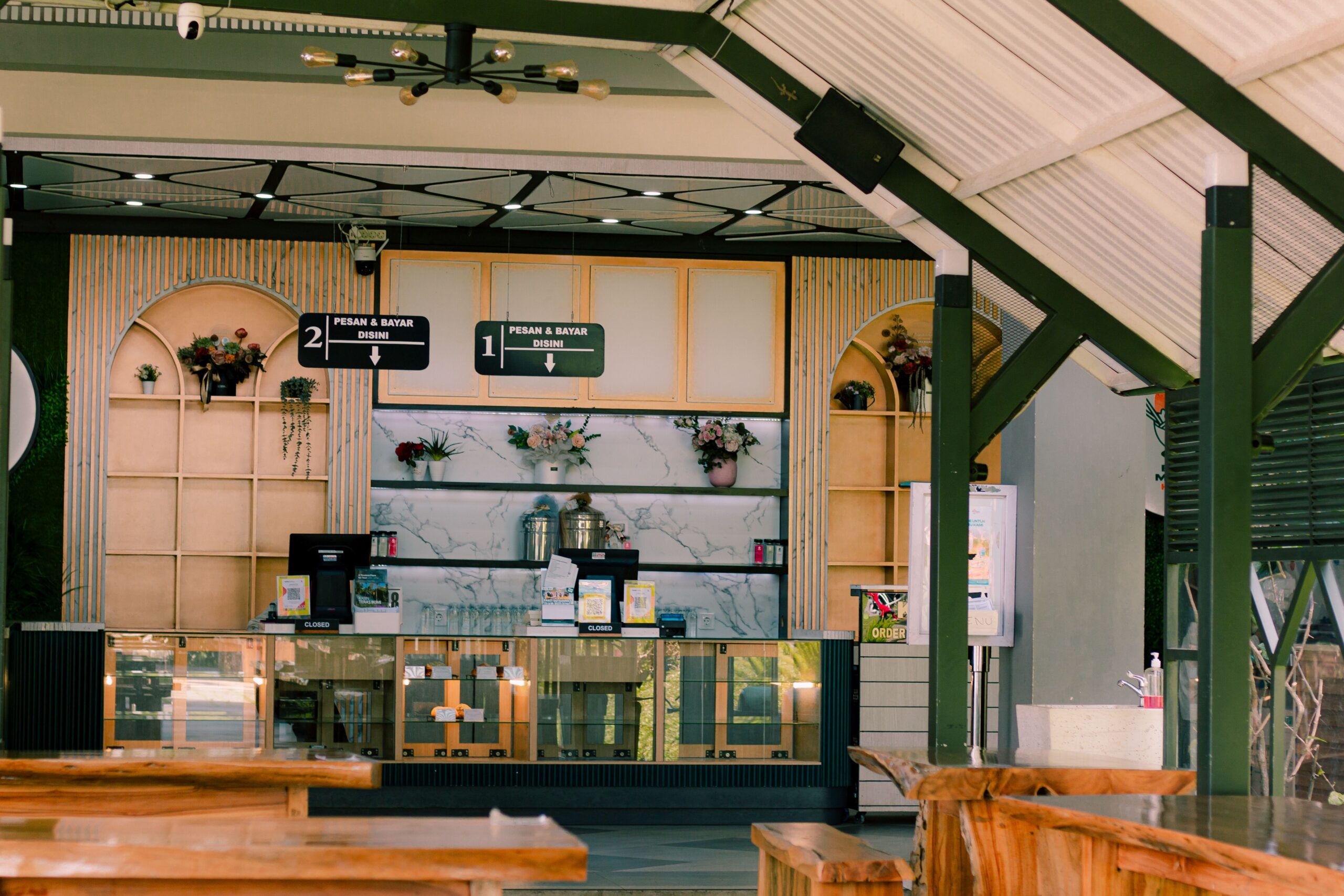 A Food Lover’s Guide to The Restaurant Amaro: Michelin Dining in Bandung