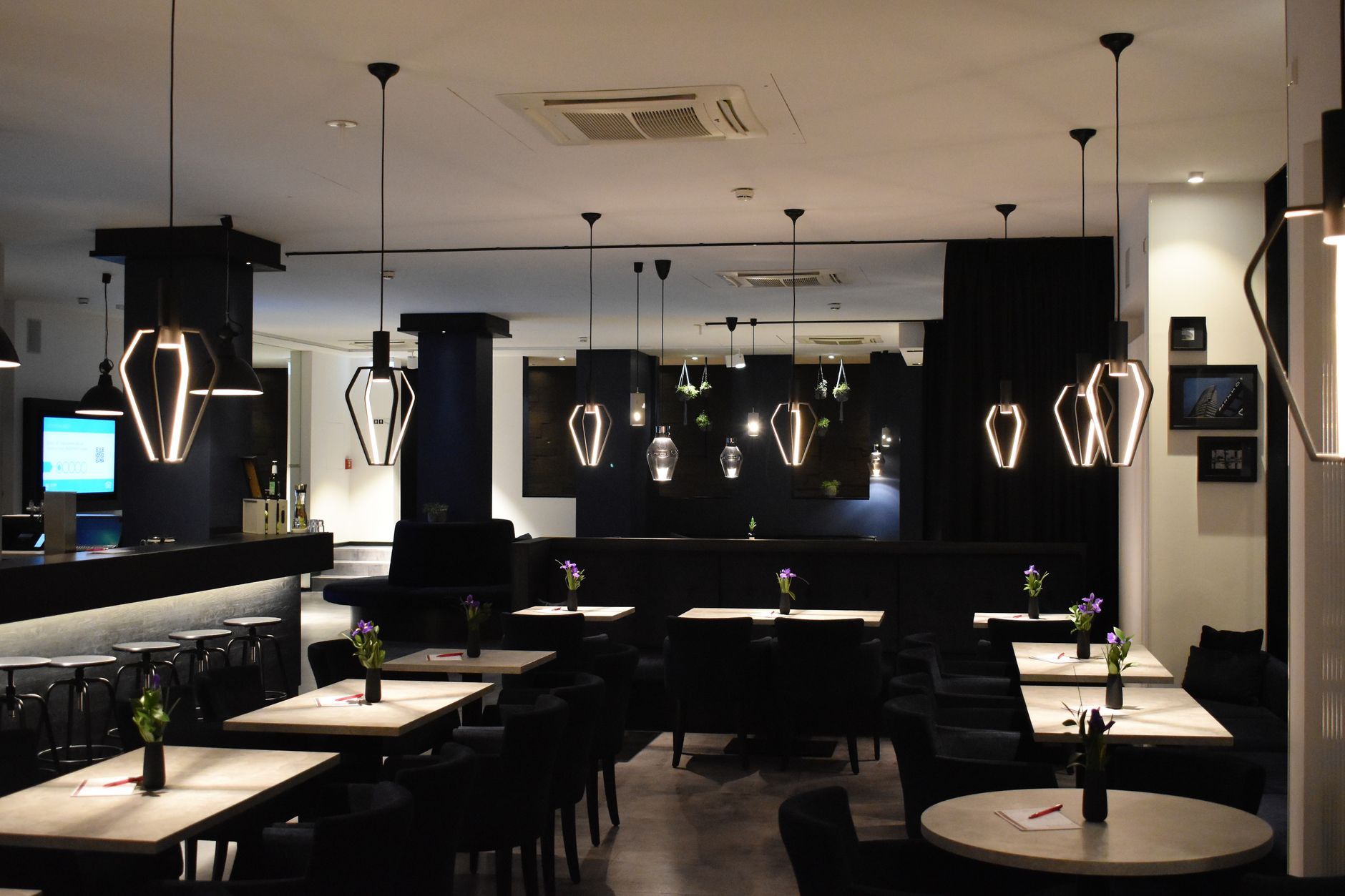 Tim Raue interior