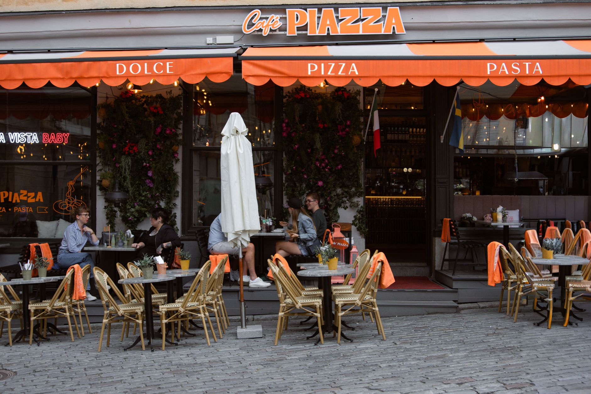 A Culinary Guide to Tradition Stockholm: Restaurant Swedish Traditional Explained