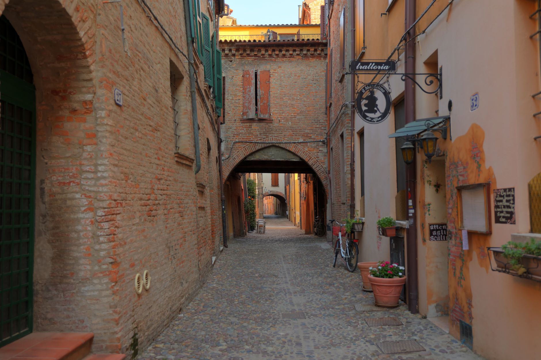 Panduan Kuliner Trattoria da Gianni Bologna: Restaurant Bolognese Terbaik Italy