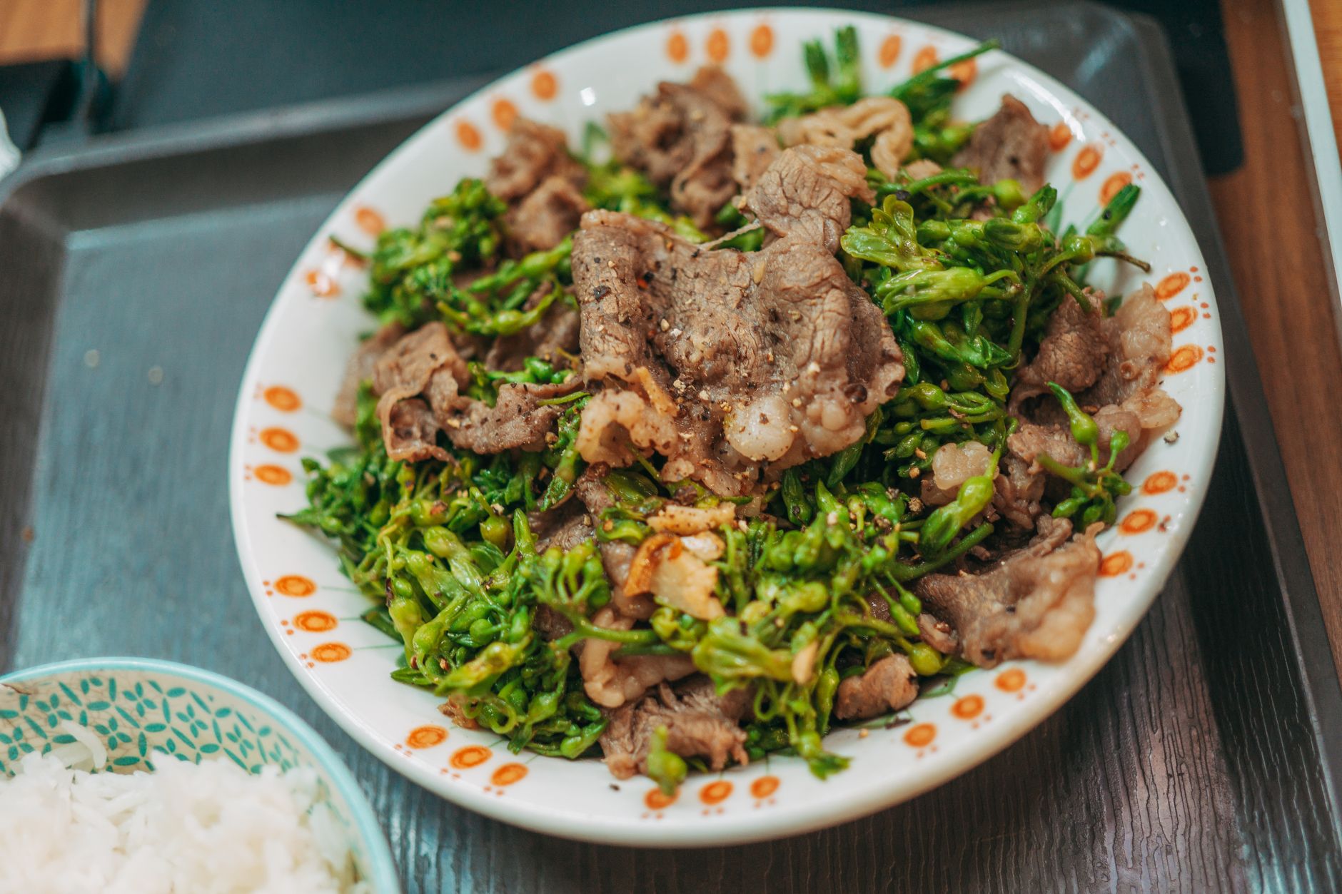 Panduan Kuliner Okinawa: Yunangi, Restaurant Ryukyu Wajib Dikunjungi