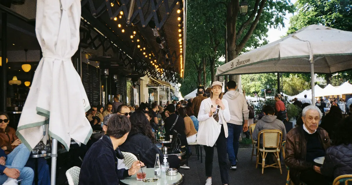 Kuliner Prancis: Review Cafe Parisian Champs di Cafe De Flore, Paris, Pengalaman Bersantap yang Wajib Dicoba