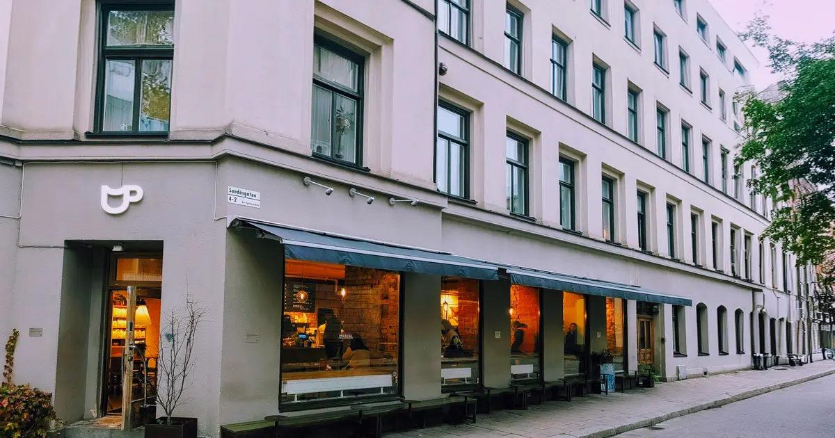 Menjelajahi Kelezatan Cafe Stockholm di Cafe Opera, Stockholm: Review Menu, Harga, dan Suasana Swedia