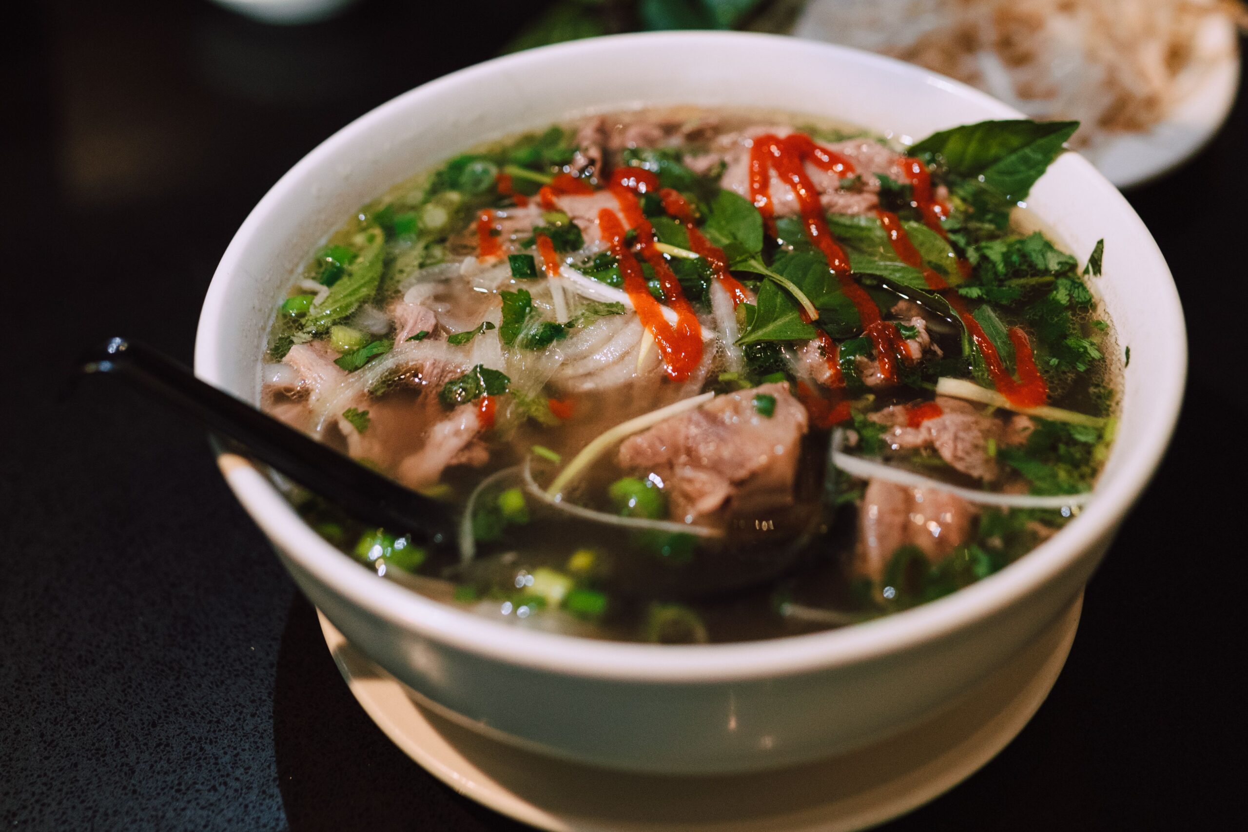 Panduan Lengkap Pho Gia Truyen: Pho Bo, Beef Noodles dan Vietnamese Terbaik di Hanoi